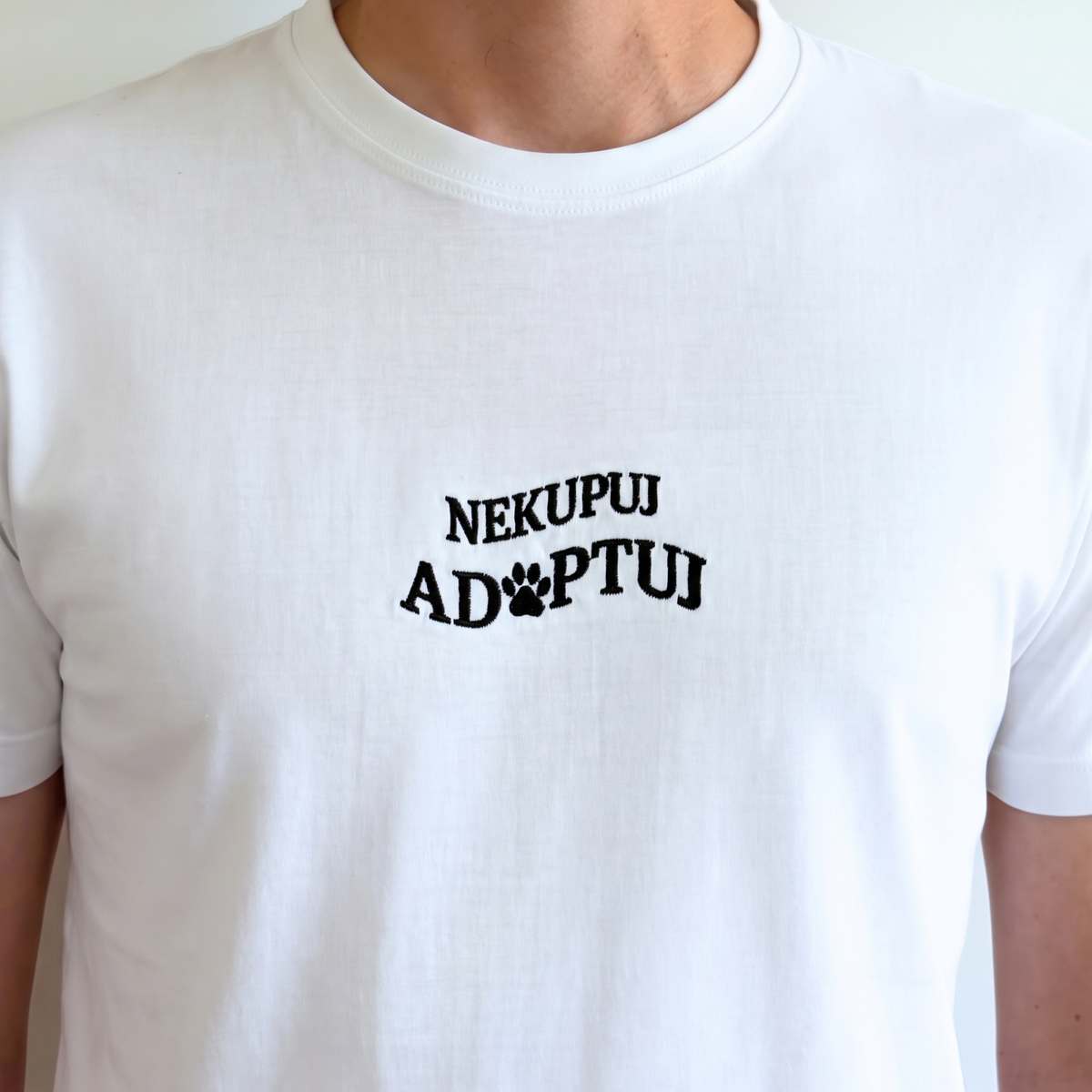 Charitativní tričko - Nekupuj, adoptuj