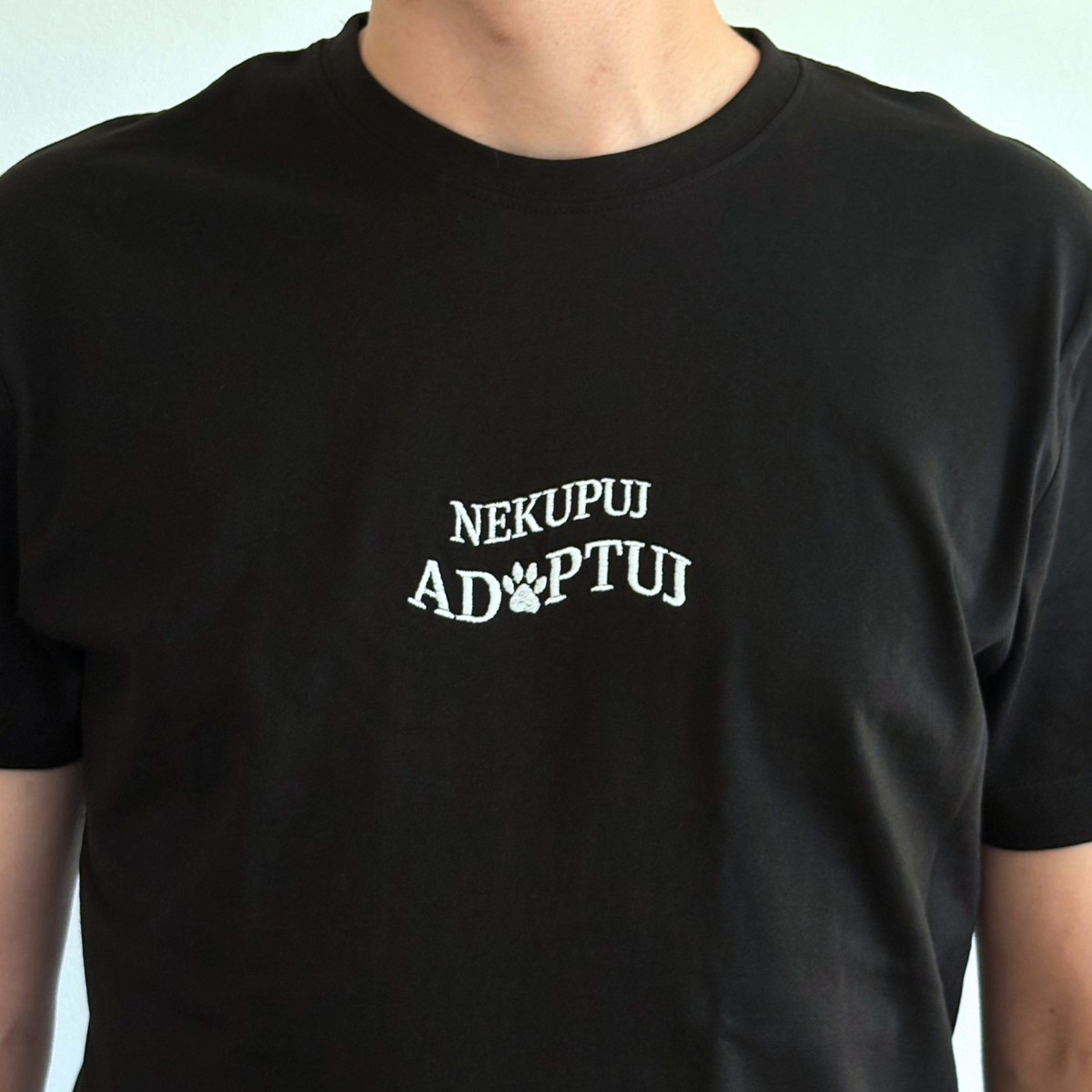 Charitativní tričko - Nekupuj, adoptuj